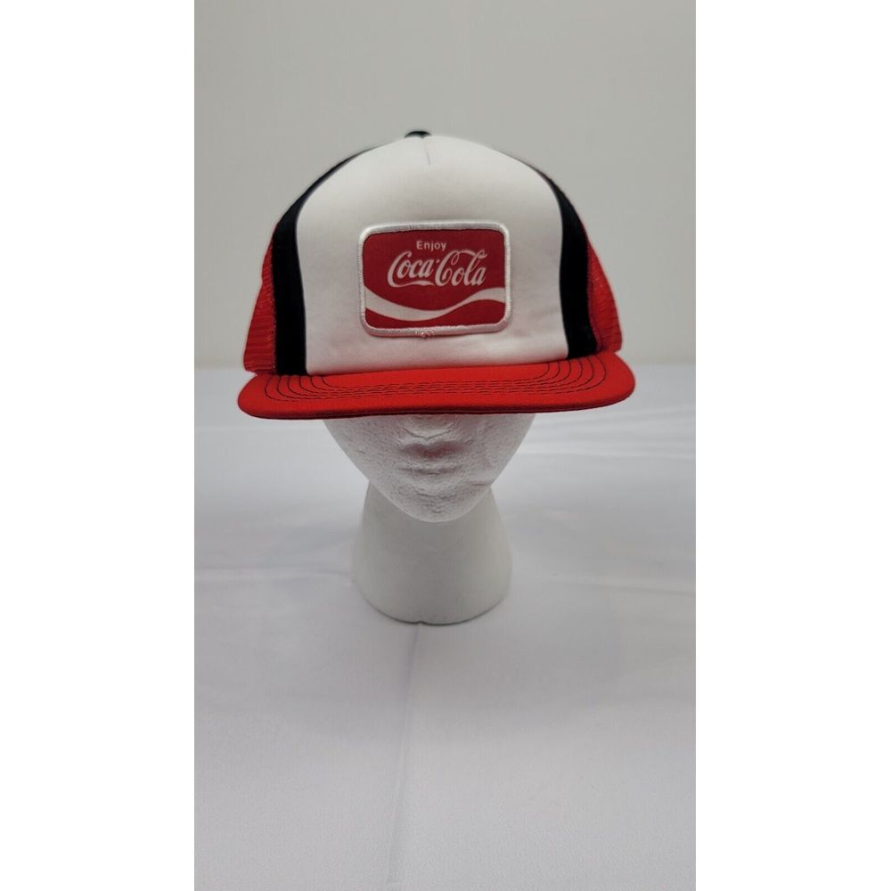 Coca-Cola Trucker SnapBack Hat. Red Vintage 80's Cap‎ Coke Mesh Foam. NWOT